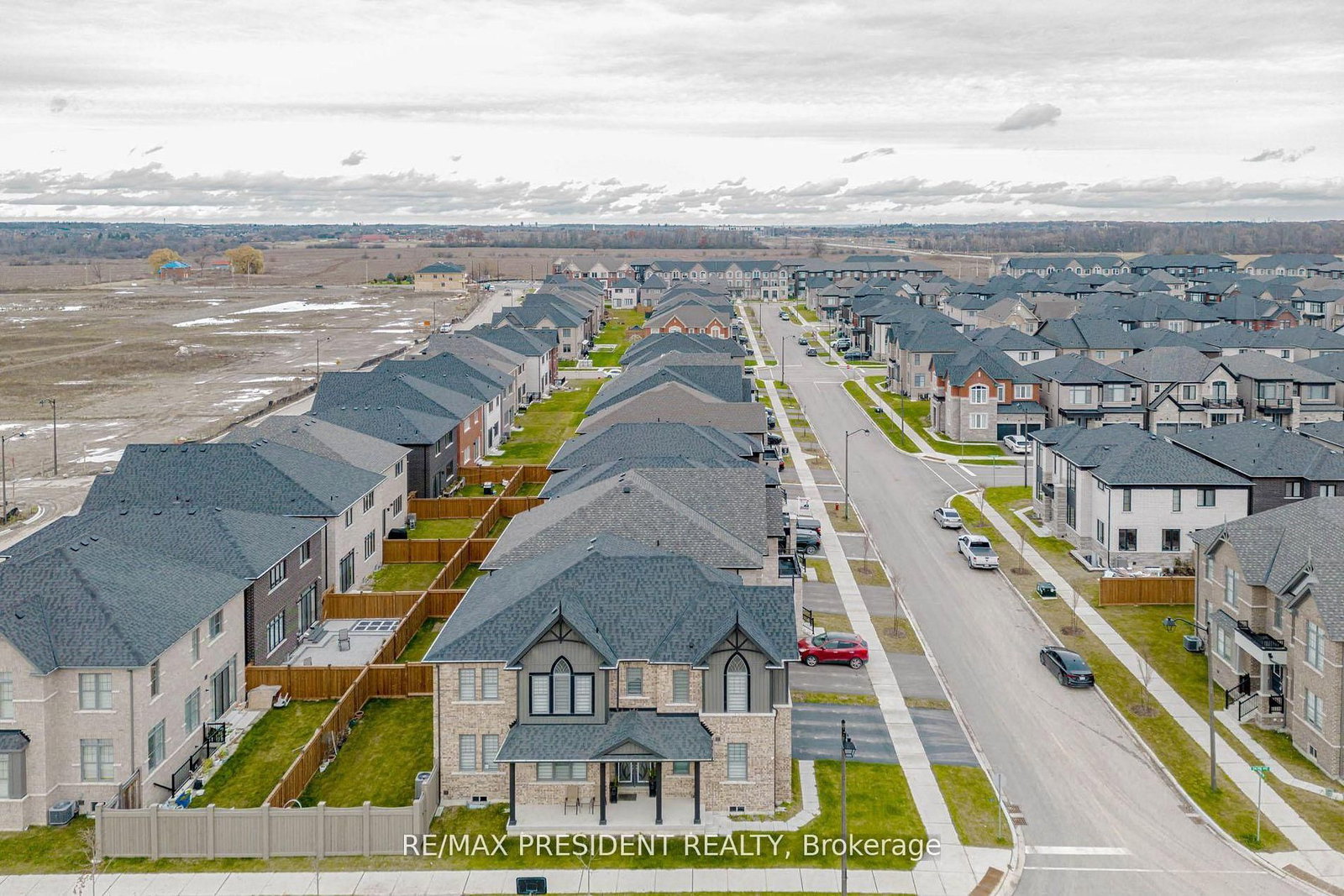 Detached House for sale at 2 Vincena Road, Caledon, Ontario, L7C 4M5 - Rural Caledon - MLS: W12905040