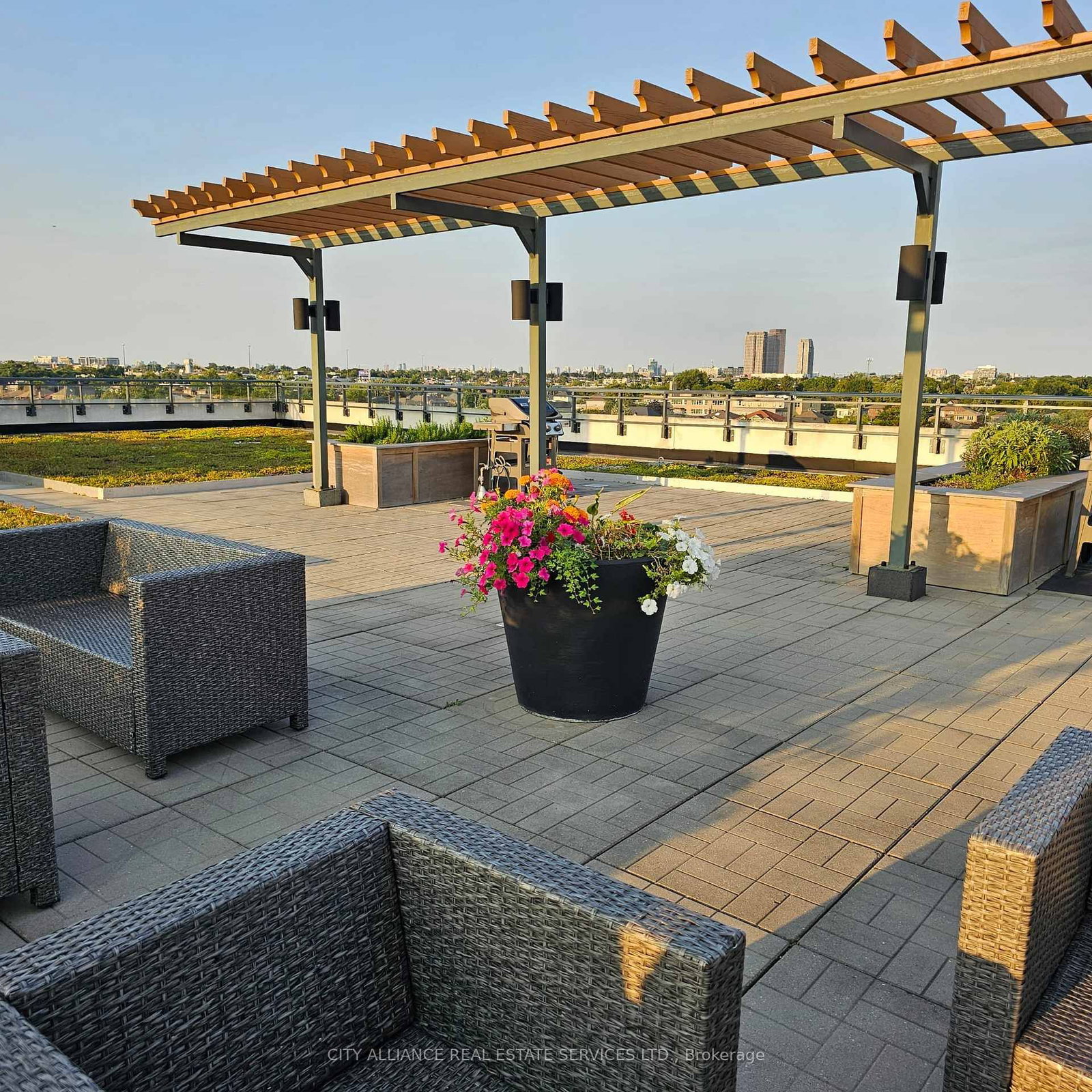 Condo for sale at 512-2522 Keele Street, Toronto, Ontario, M6L 2N8 - Maple Leaf - MLS: W12905106