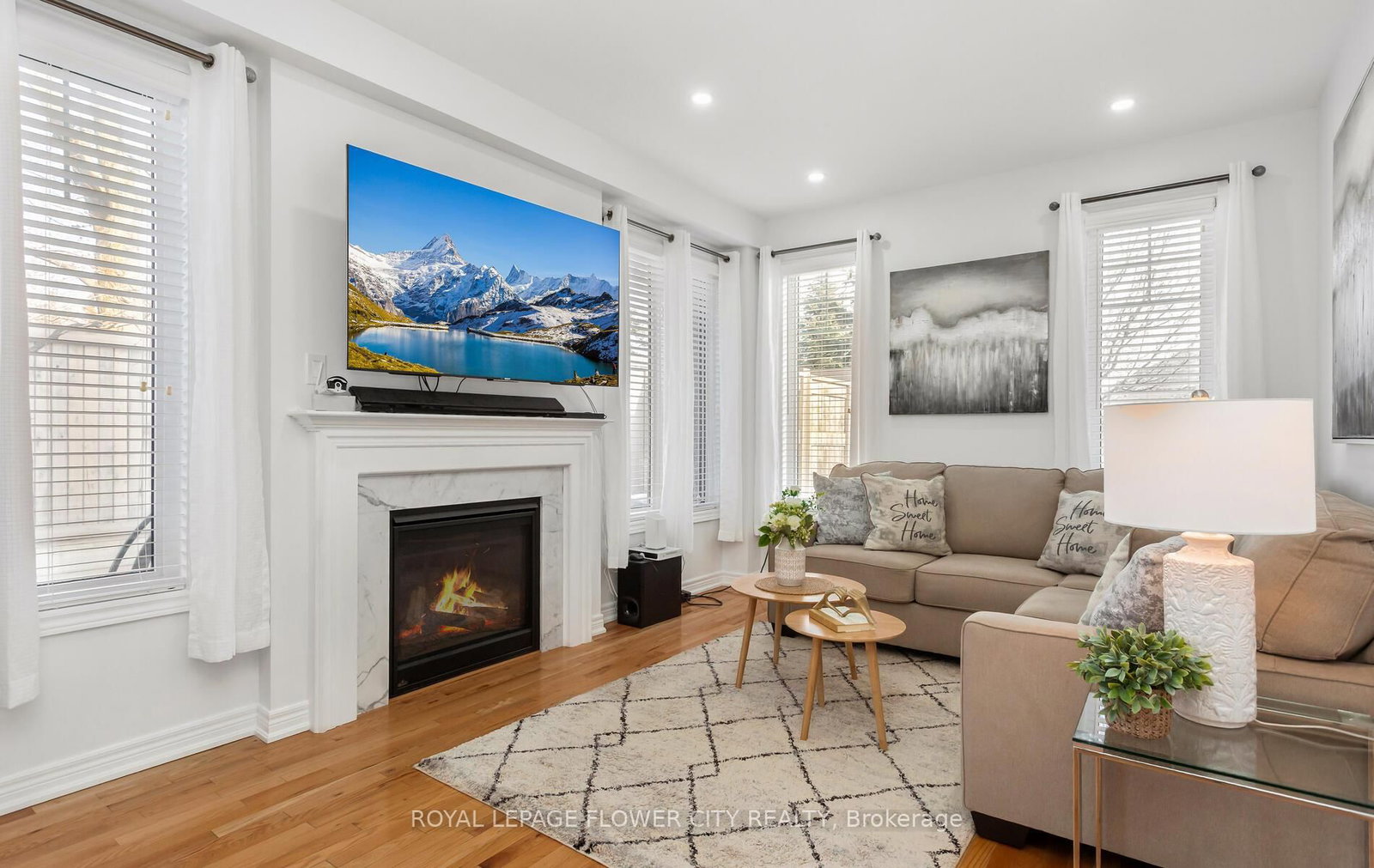 Detached House for sale at 2 Archville Street, Brampton, Ontario, L6Y 5Y5 - Credit Valley - MLS: W12905156