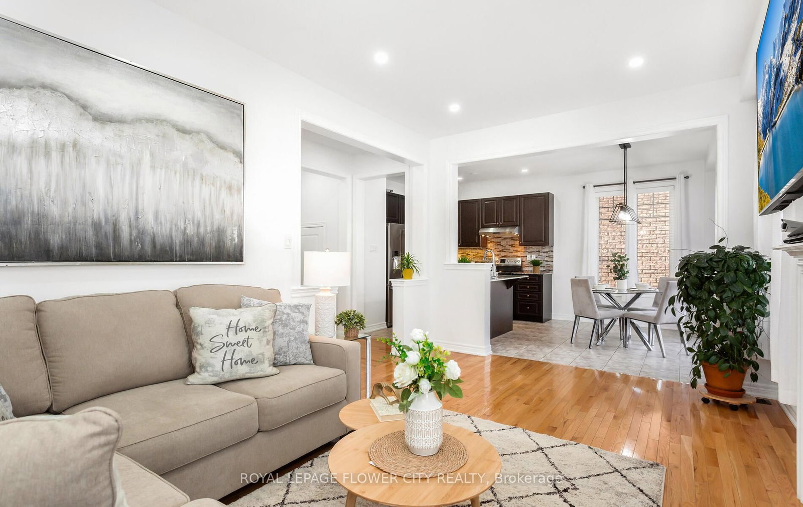 Detached House for sale at 2 Archville Street, Brampton, Ontario, L6Y 5Y5 - Credit Valley - MLS: W12905156