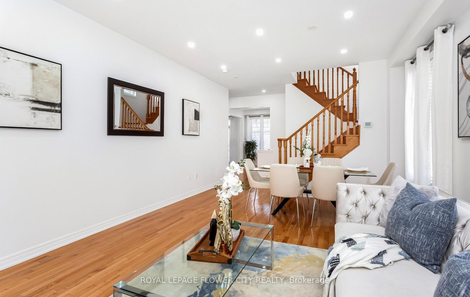 Detached House for sale at 2 Archville Street, Brampton, Ontario, L6Y 5Y5 - Credit Valley - MLS: W12905156