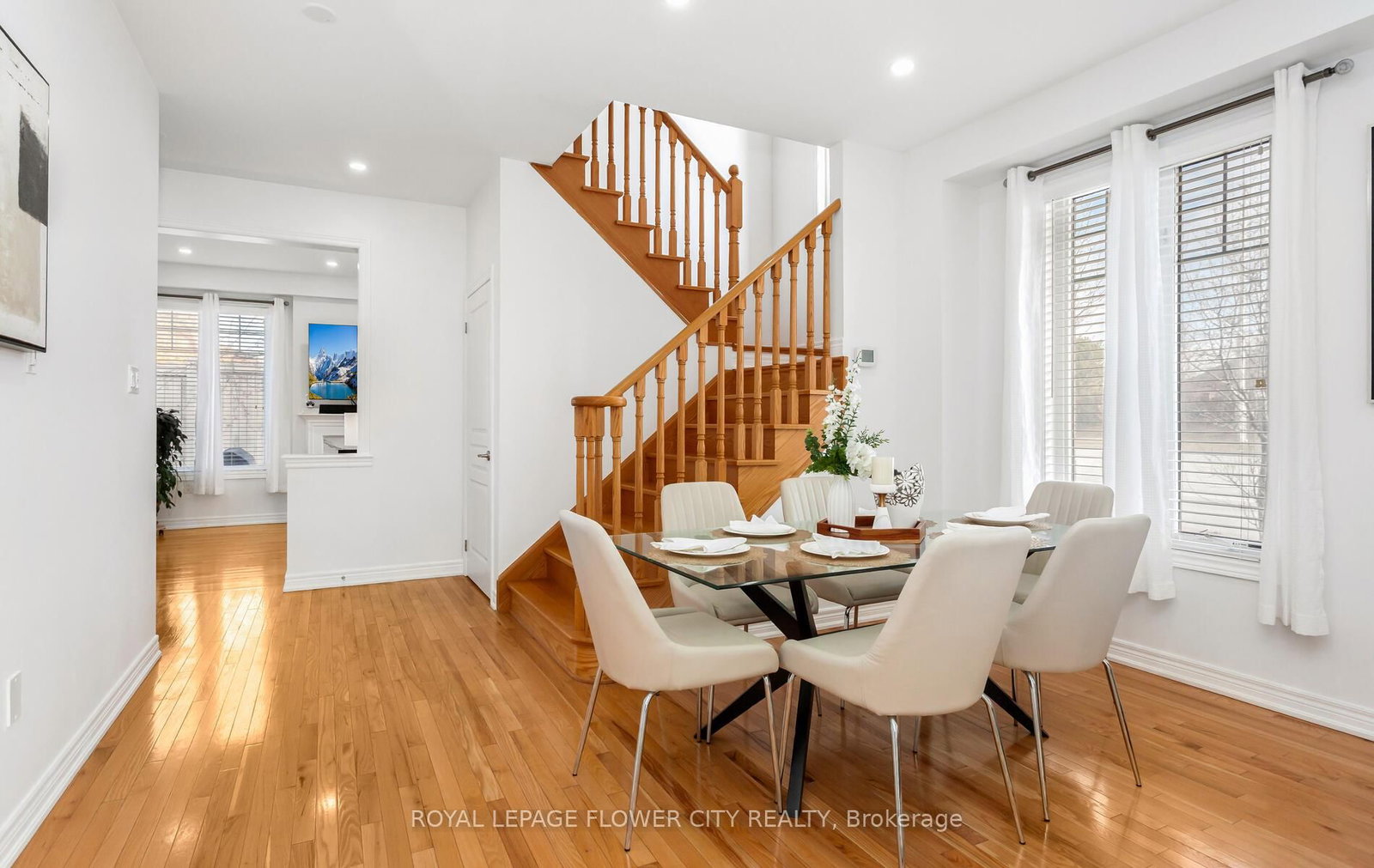 Detached House for sale at 2 Archville Street, Brampton, Ontario, L6Y 5Y5 - Credit Valley - MLS: W12905156