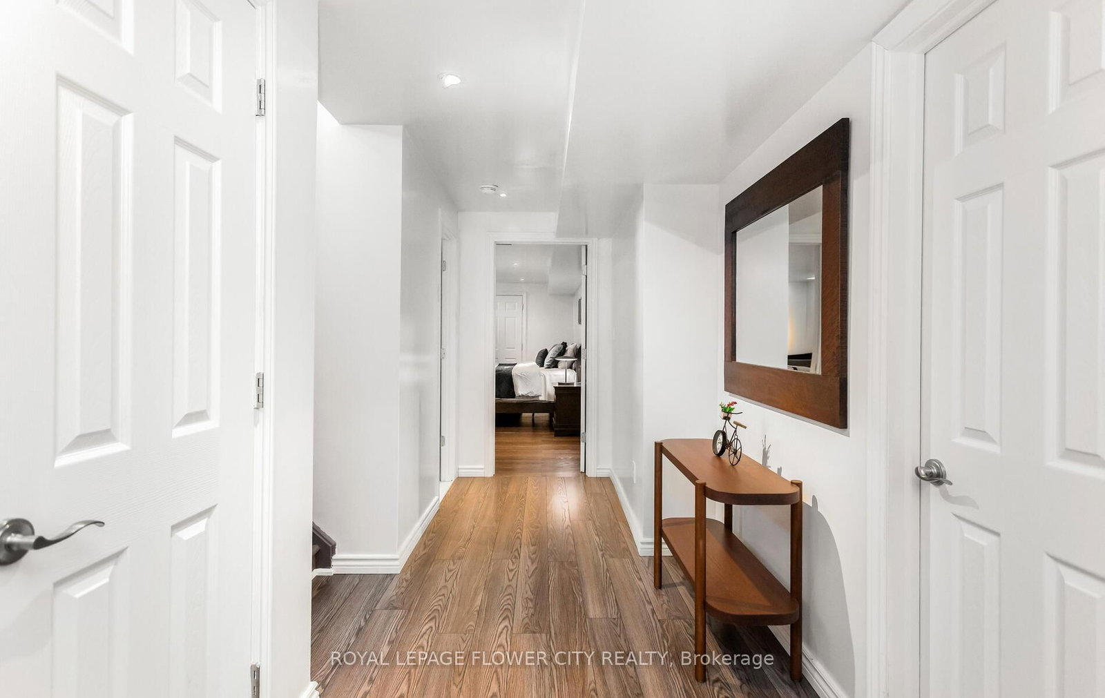 Detached House for sale at 2 Archville Street, Brampton, Ontario, L6Y 5Y5 - Credit Valley - MLS: W12905156