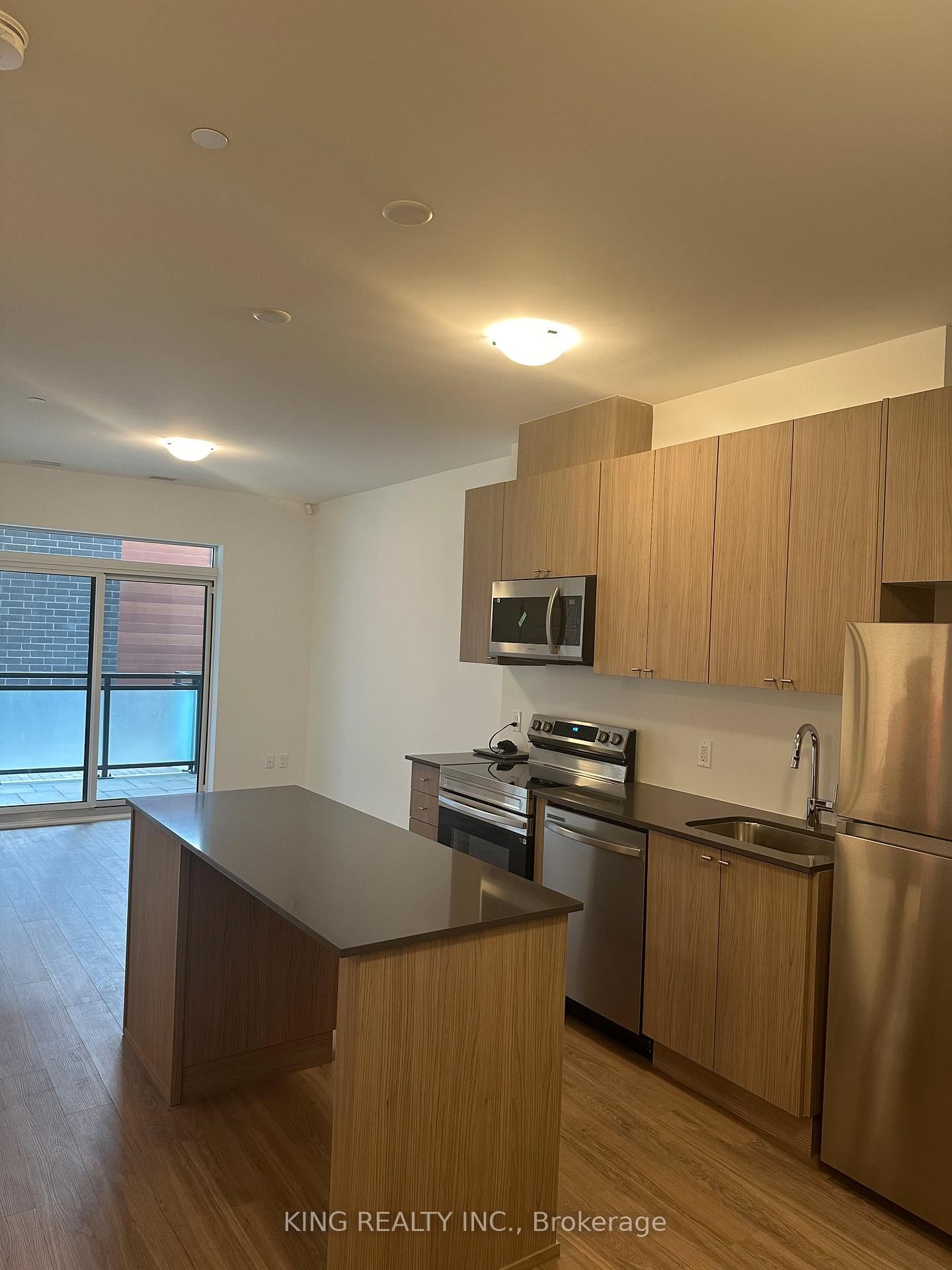 Condo for lease at 114-480 Gordon Krantz Avenue, Milton, Ontario, L9E 1Z4 - Walker - MLS: W12905392