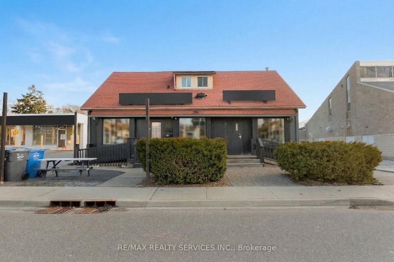 431 Brock Ave, Burlington, L7S 1M8 | Image 2