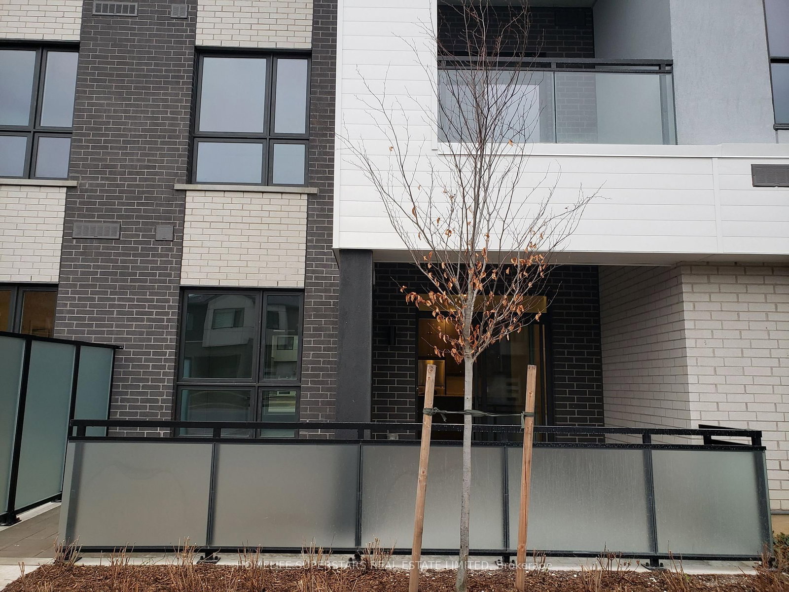 Condo for lease at 121-460 Gordon Krantz Avenue, Milton, Ontario, L9E 1Z2 - Walker - MLS: W12905786