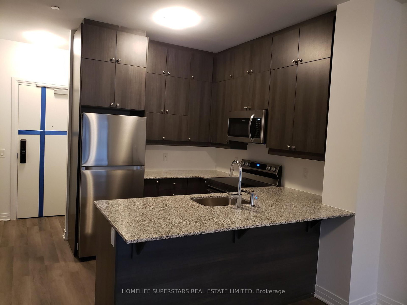 Condo for lease at 121-460 Gordon Krantz Avenue, Milton, Ontario, L9E 1Z2 - Walker - MLS: W12905786