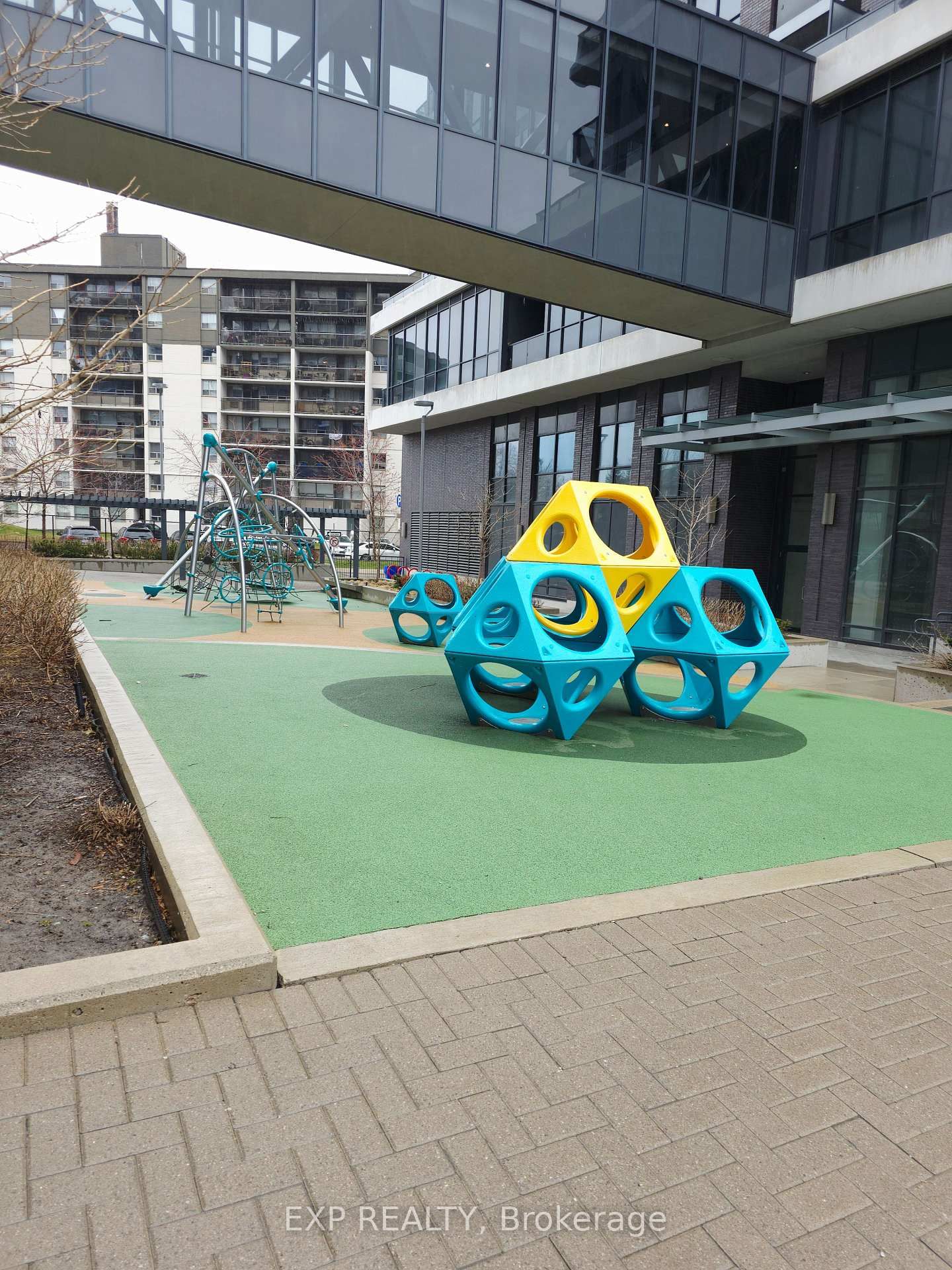 10 Gibbs Road, Unit 1011 - Photo 16