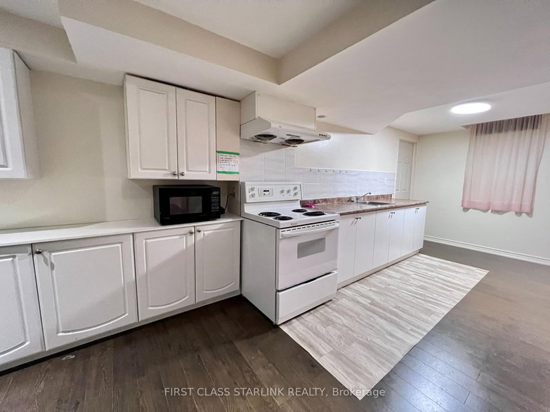 Bsmt - 454 Hillbury Dr, Mississauga, L5R 0B1 | Image 3