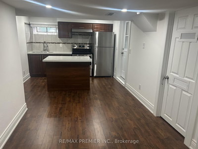 Lower - 4057 Taffey Cres | Mississauga | Image