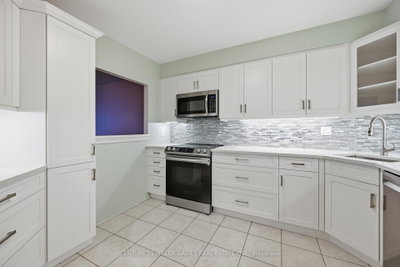 Unit 808 — 1270 Maple Crossing Boulevard — photo 4
