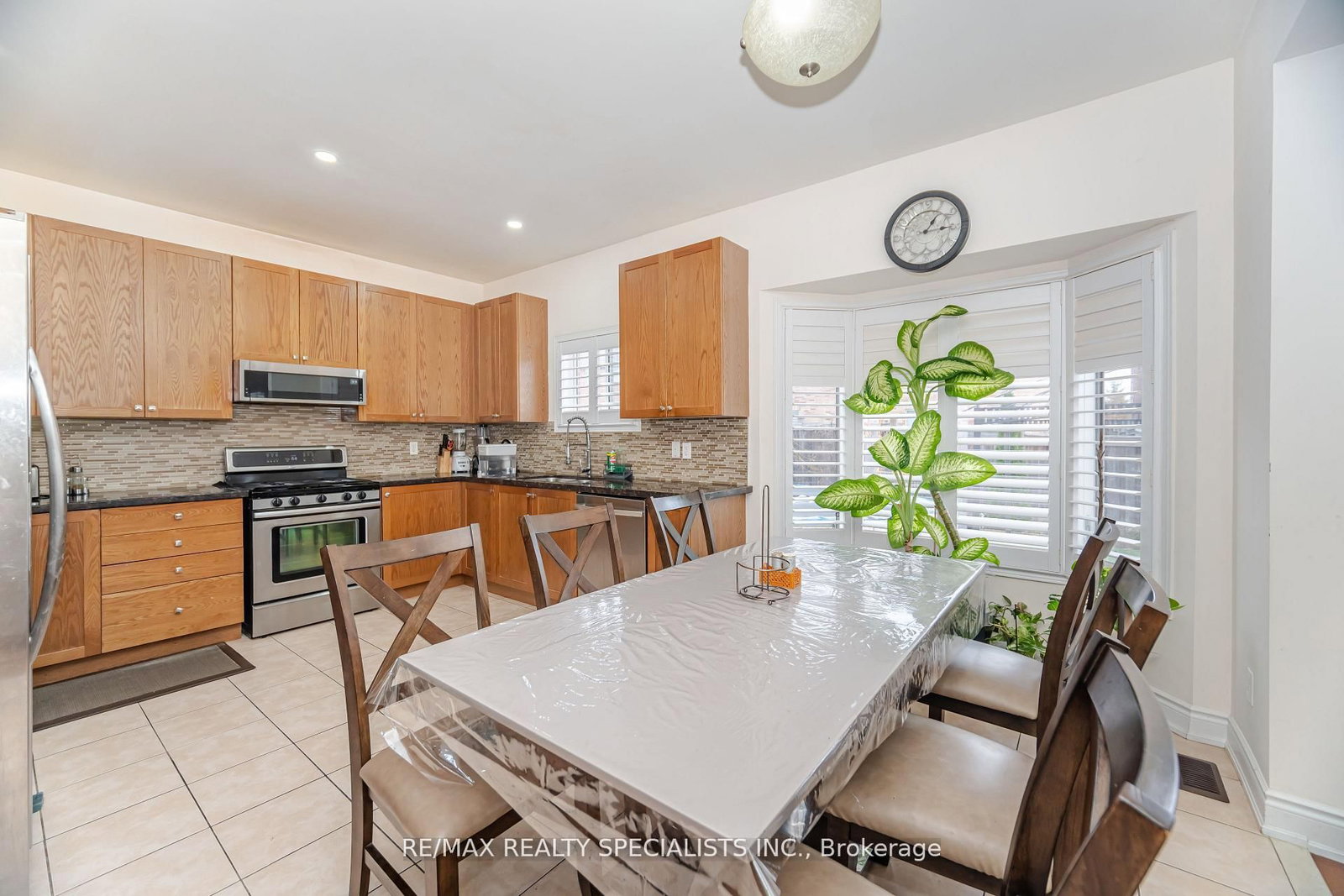 Detached House for sale at 23 Personna Circle, Brampton, Ontario, L6X 0P1 - Credit Valley - MLS: W12906696