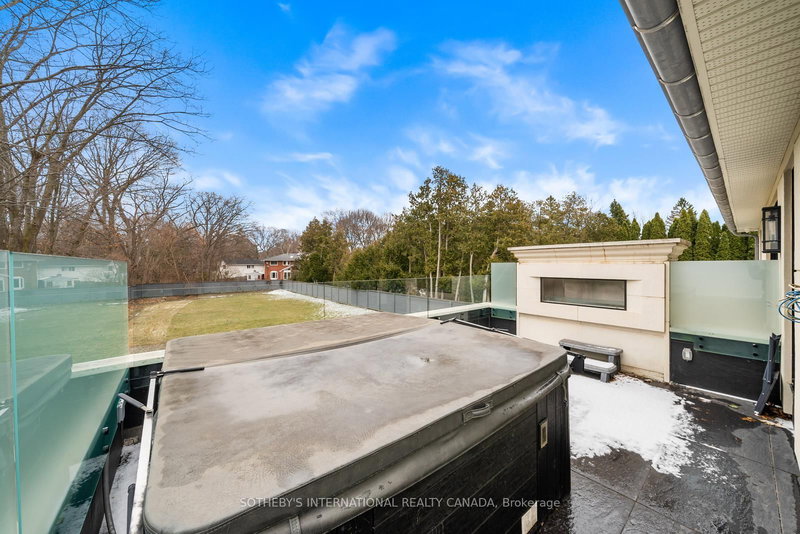 1347 Queen Victoria Ave, Mississauga — 36