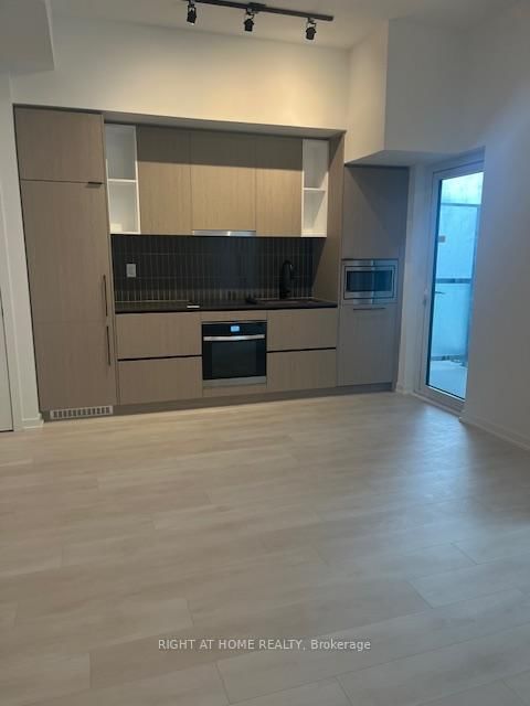 10 Graphophone Grove N, Unit 605 - Photo 11