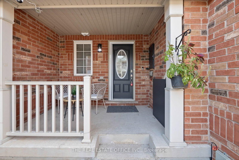 344 Prosser Circ, Milton, L9T 0P5 | Image 2