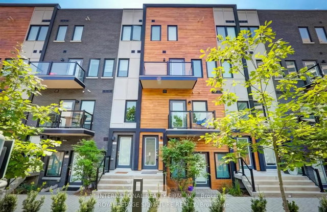 213 - 402 The East Mall