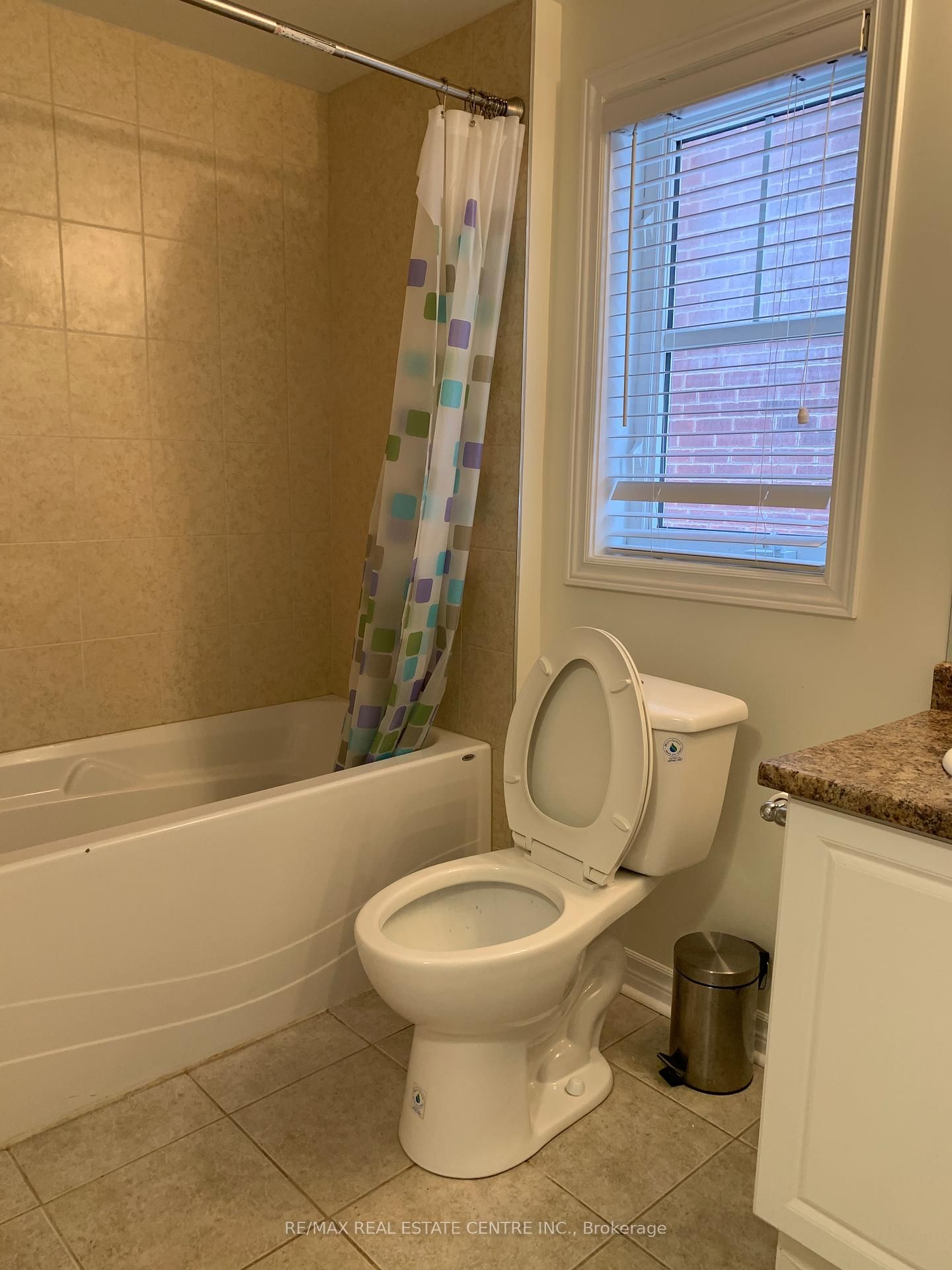 Townhouse for lease at 1-600 Shoreline Drive, Mississauga, Ontario, L5B 0A8 - Cooksville - MLS: W12907166