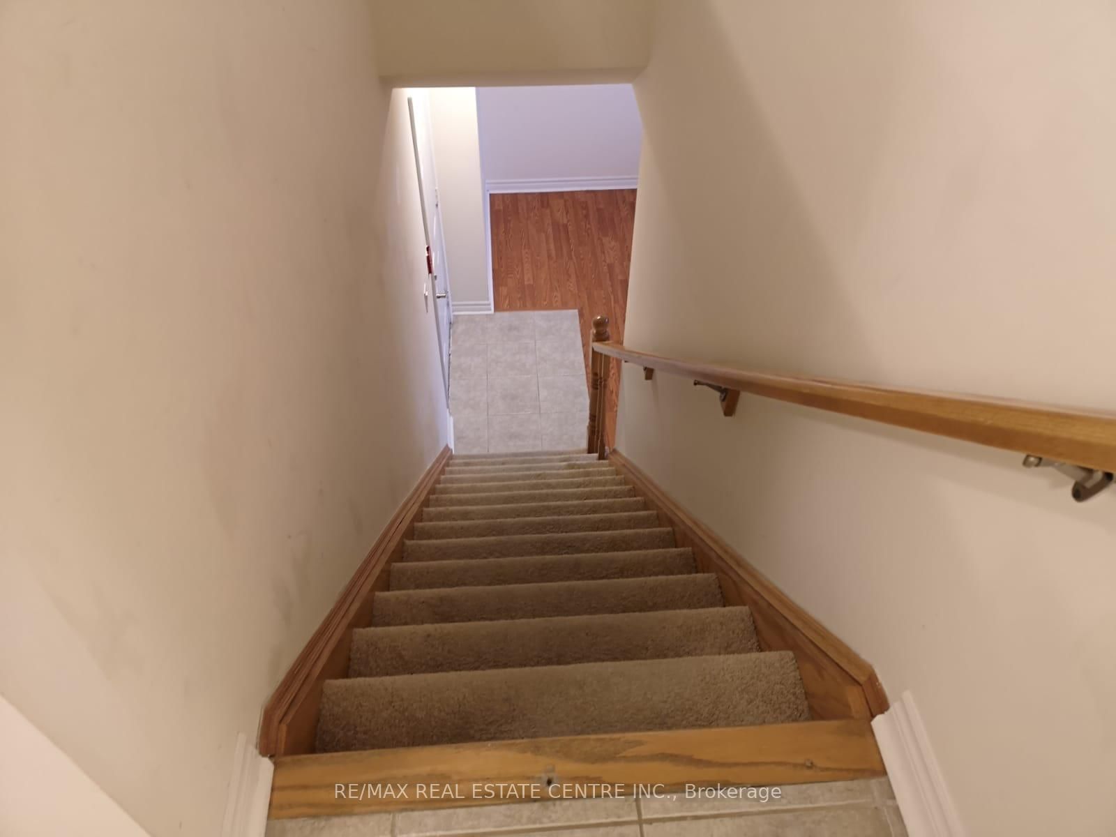 Townhouse for lease at 1-600 Shoreline Drive, Mississauga, Ontario, L5B 0A8 - Cooksville - MLS: W12907166