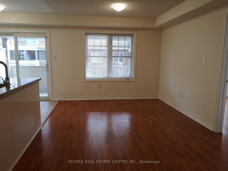 1 - 600 Shoreline Dr, Mississauga, L5B 0A8 | Image 3