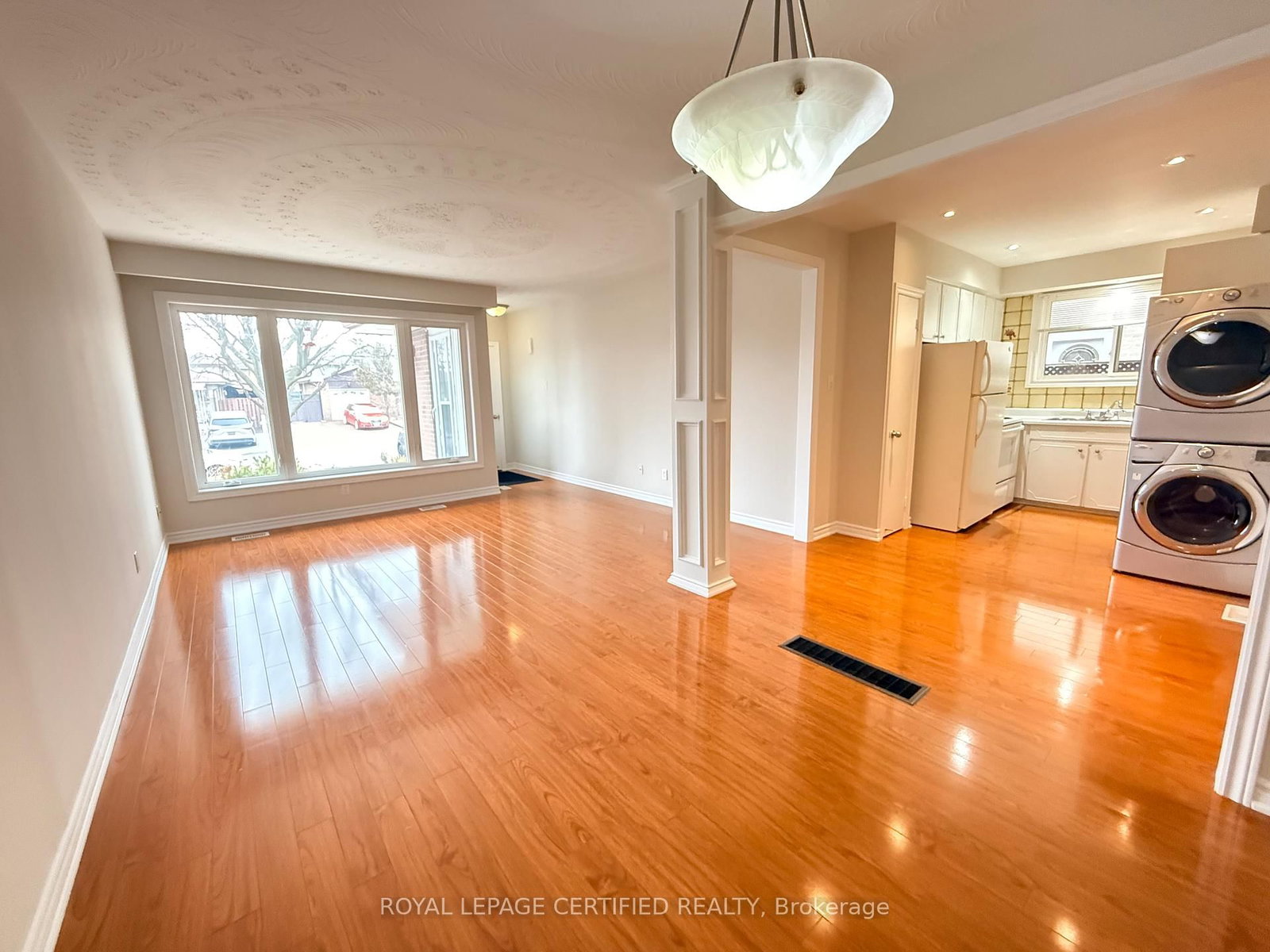 Semi-Detached House for sale at 42 Wilton Drive, Brampton, Ontario, L6W 3A1 - Brampton East - MLS: W12907290