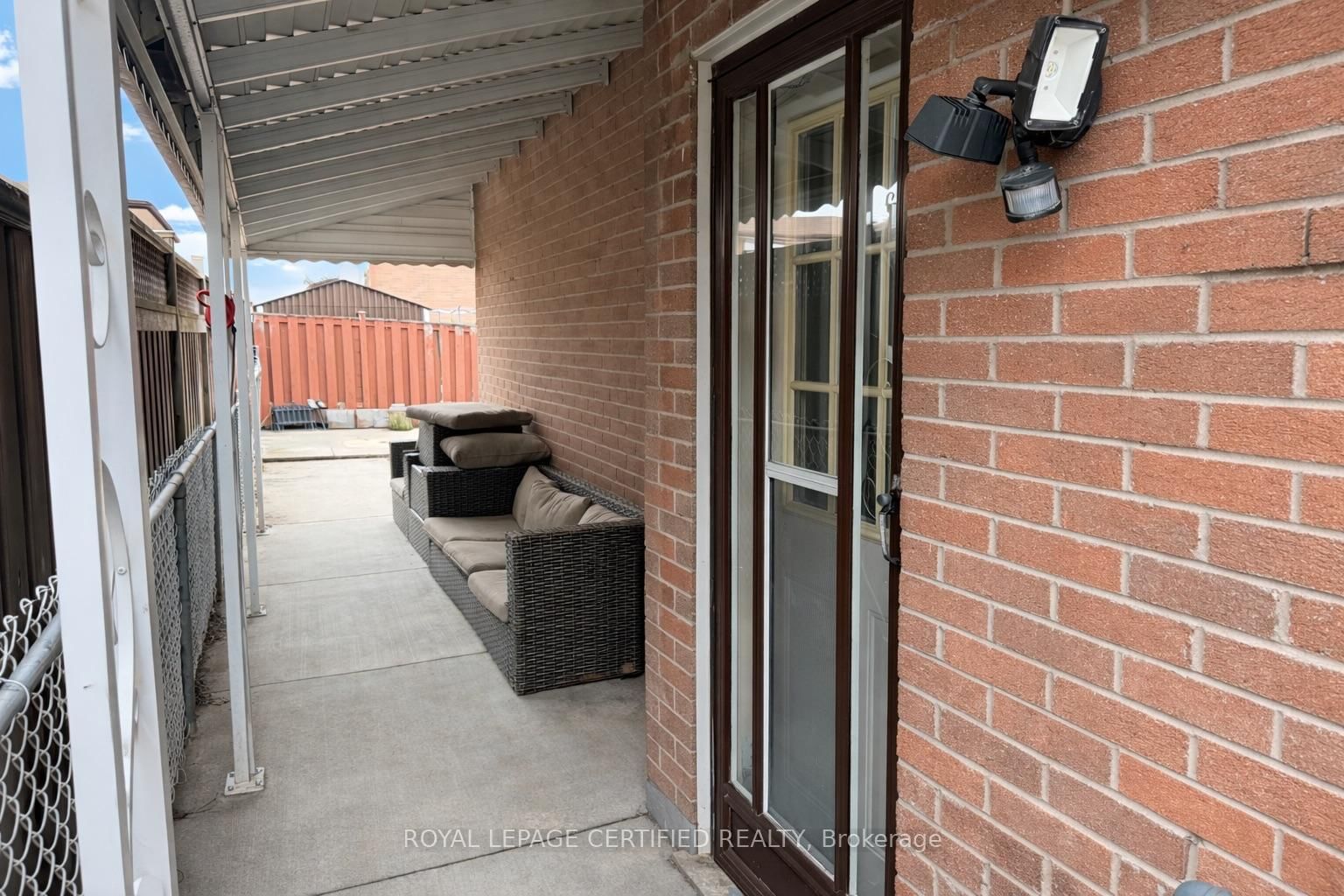 Semi-Detached House for sale at 42 Wilton Drive, Brampton, Ontario, L6W 3A1 - Brampton East - MLS: W12907290