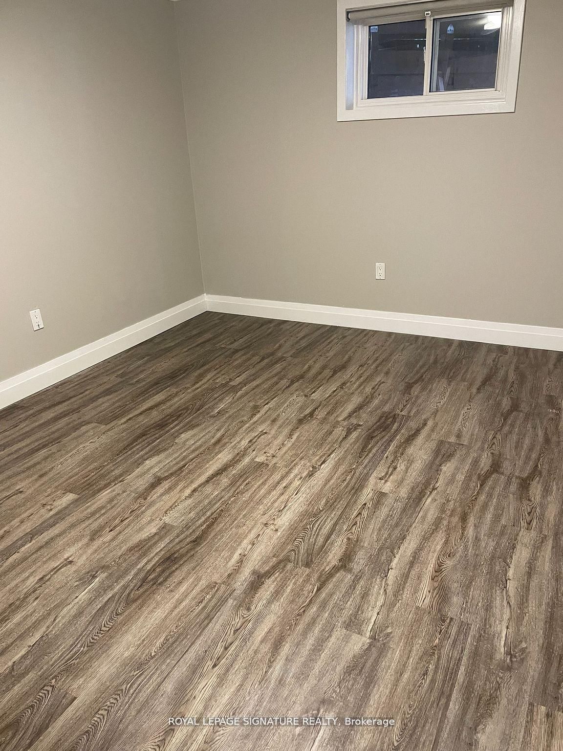 1566 Northmount Avenue, Unit Lower - Photo 5