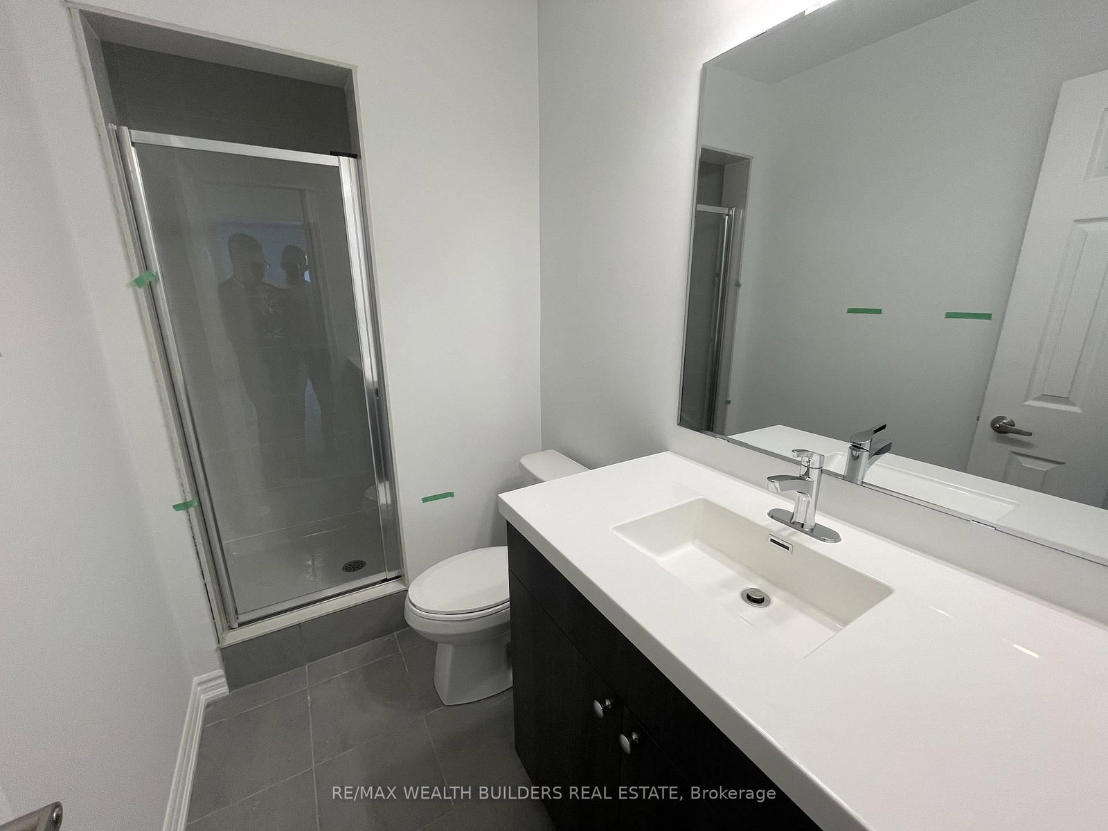 Townhouse for lease at 1260 Wintergreen Place, Milton, Ontario, L9E 1S3 - Cobban - MLS: W12907514