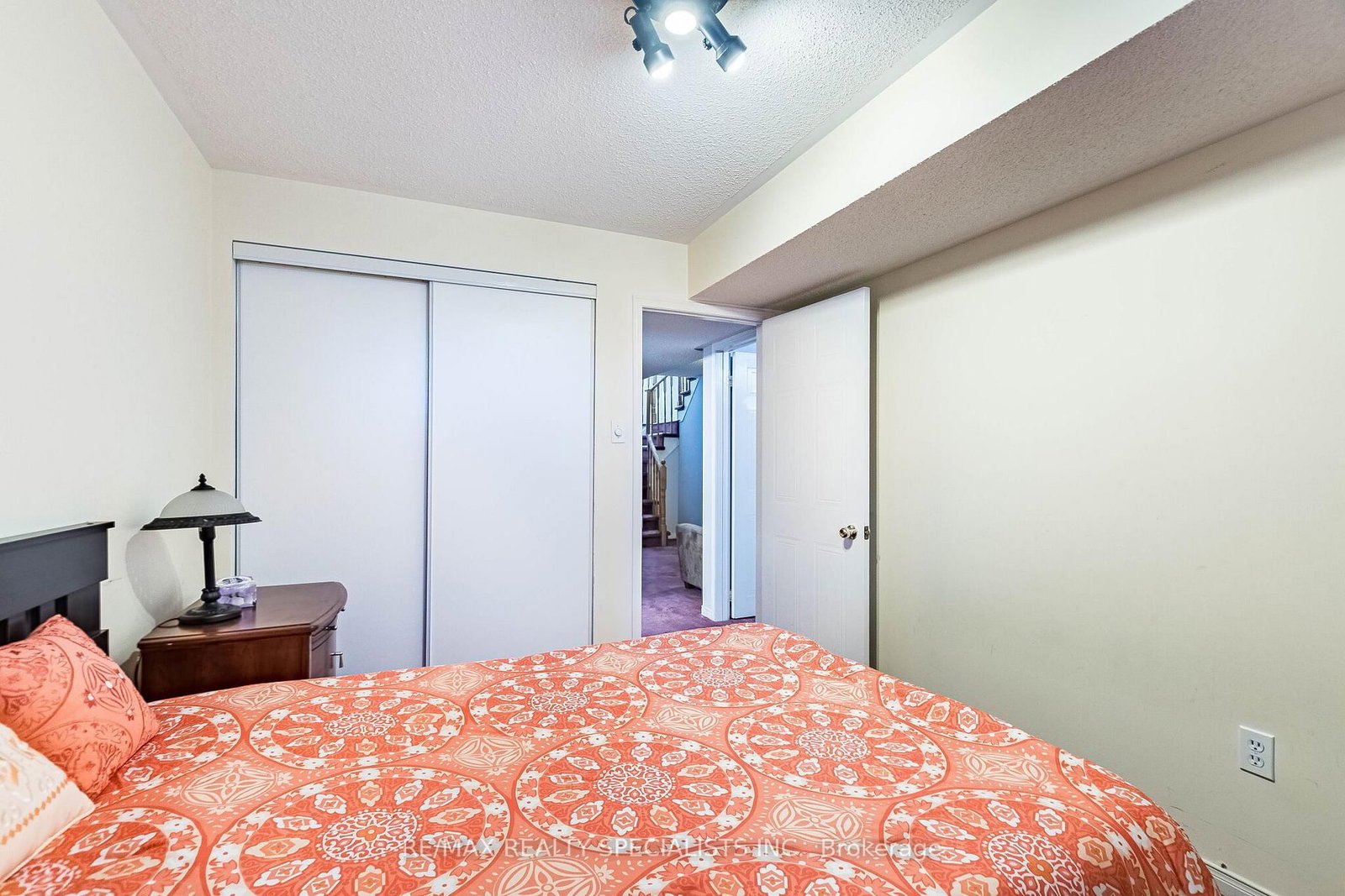 Semi-Detached House for sale at 48 Saddletree Trail, Brampton, Ontario, L6X 4M7 - Brampton West - MLS: W12907536