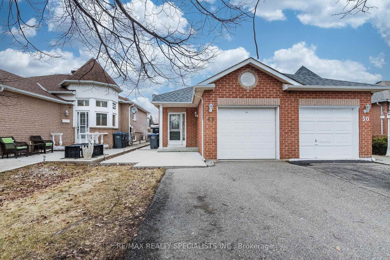 Semi-Detached House for sale at 48 Saddletree Trail, Brampton, Ontario, L6X 4M7 - Brampton West - MLS: W12907536
