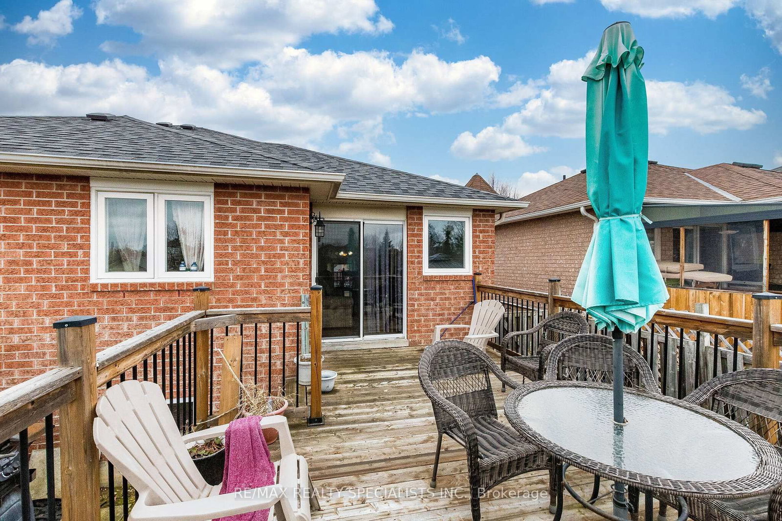 Semi-Detached House for sale at 48 Saddletree Trail, Brampton, Ontario, L6X 4M7 - Brampton West - MLS: W12907536