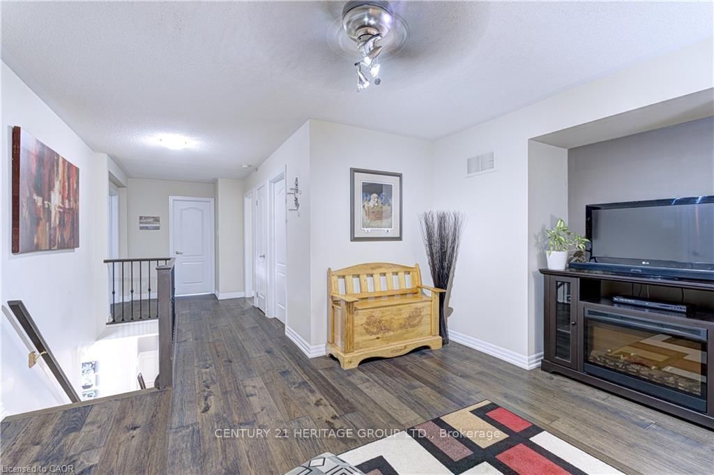 Detached House for sale at 1406 Marshall Crescent, Milton, Ontario, L9T 6T9 - Beaty - MLS: W12907614