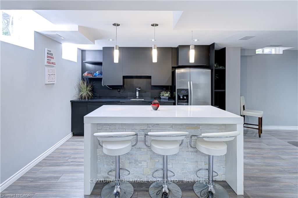 Detached House for sale at 1406 Marshall Crescent, Milton, Ontario, L9T 6T9 - Beaty - MLS: W12907614