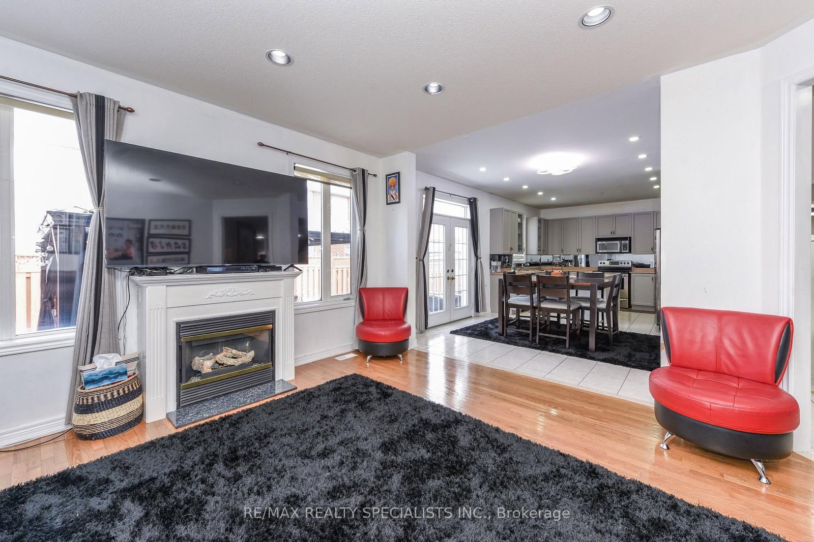 Detached House for sale at 41 Madronna Gdns, Brampton, Ontario, L7A 2V9 - Fletcher's Meadow - MLS: W12907708