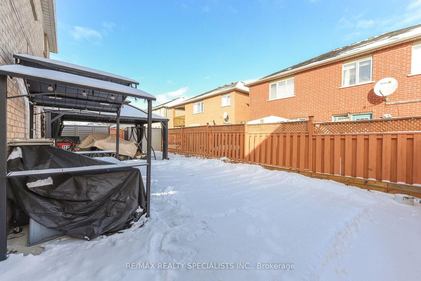 Detached House for sale at 41 Madronna Gdns, Brampton, Ontario, L7A 2V9 - Fletcher's Meadow - MLS: W12907708