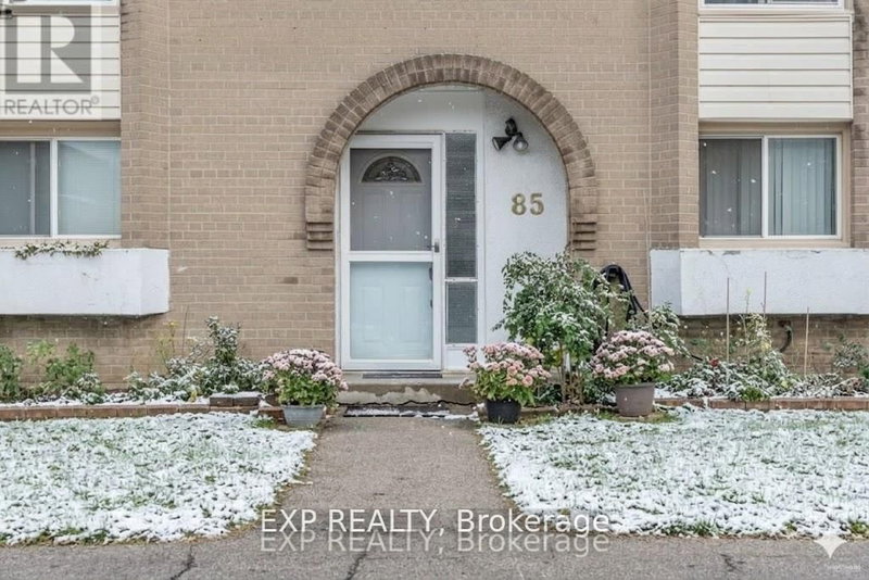 85 - 19 London Green Crt, Toronto, M3N 1K3 | Image 2