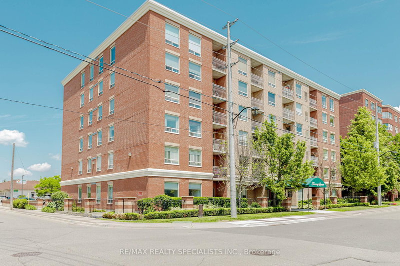 401 - 32 Tannery St, Mississauga, L5M 6T6 | Image 2