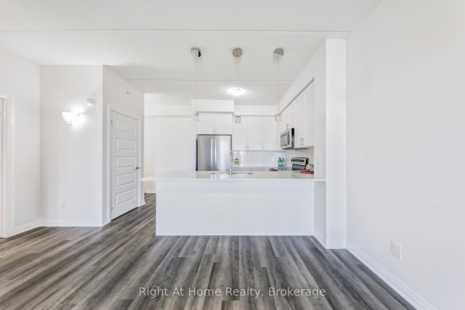 Condo for sale at 307-610 Farmstead Drive, Milton, Ontario, L9T 8X5 - Willmott - MLS: W12908032