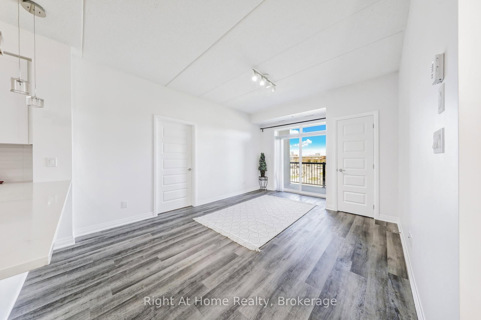 Condo for sale at 307-610 Farmstead Drive, Milton, Ontario, L9T 8X5 - Willmott - MLS: W12908032