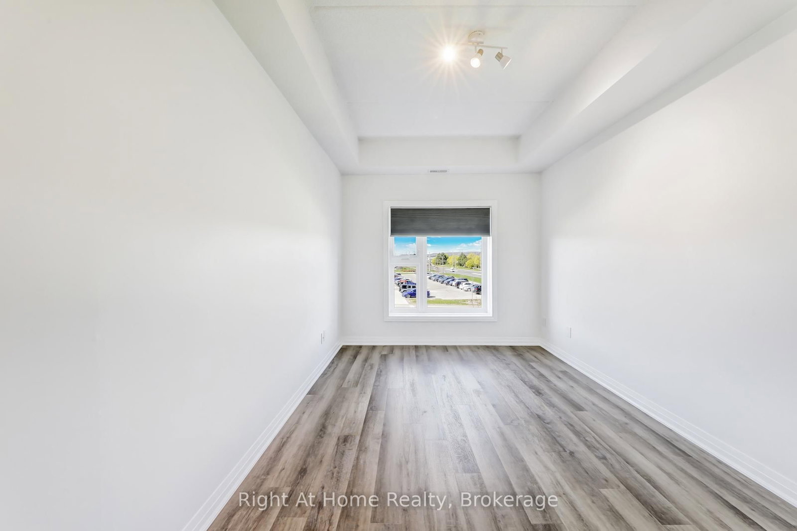 Condo for sale at 307-610 Farmstead Drive, Milton, Ontario, L9T 8X5 - Willmott - MLS: W12908032