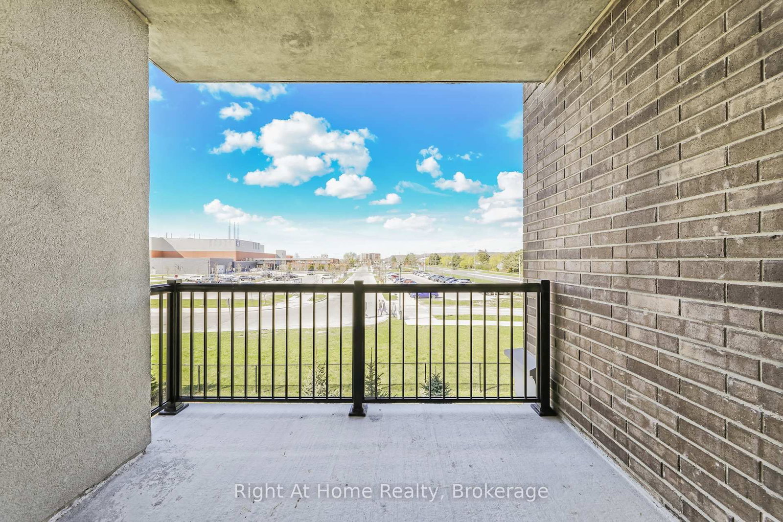 Condo for sale at 307-610 Farmstead Drive, Milton, Ontario, L9T 8X5 - Willmott - MLS: W12908032