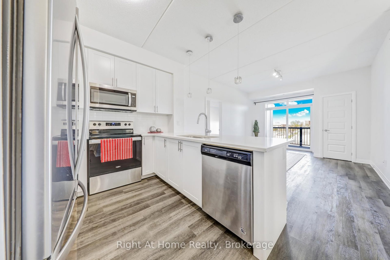 Condo for sale at 307-610 Farmstead Drive, Milton, Ontario, L9T 8X5 - Willmott - MLS: W12908032