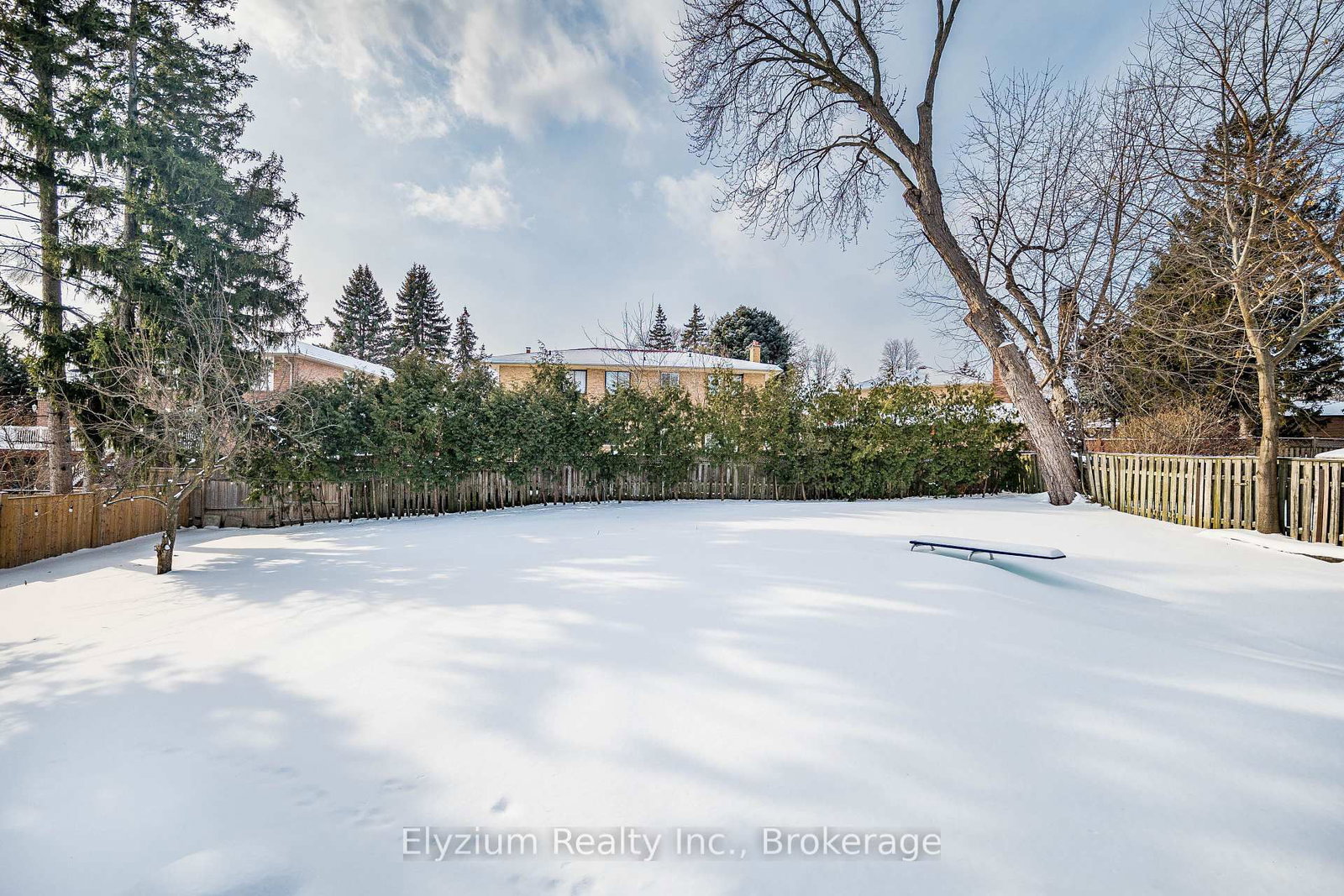 Detached House for sale at 2514 Sharon Crescent, Mississauga, Ontario, L5C 1Y8 - Erindale - MLS: W12908046