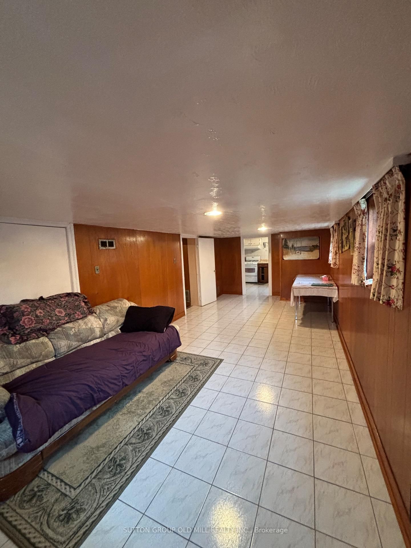 Detached House for sale at 14 Ashmore Avenue, Toronto, Ontario, M8Z 4C4 - Stonegate-Queensway - MLS: W12908528