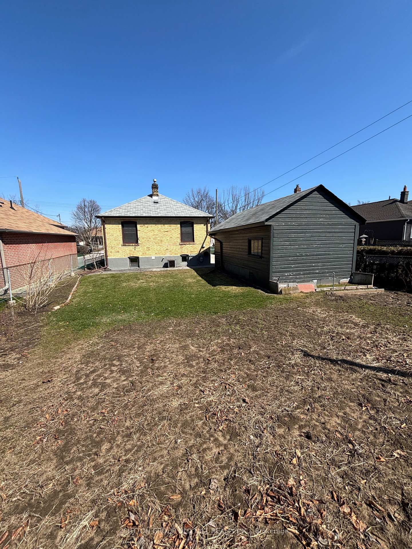 Detached House for sale at 14 Ashmore Avenue, Toronto, Ontario, M8Z 4C4 - Stonegate-Queensway - MLS: W12908528