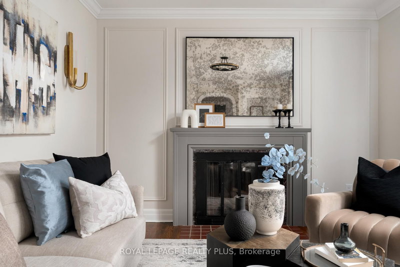 2184 Guthrie Lane, Mississauga, L4Y 1W9 | Image 3