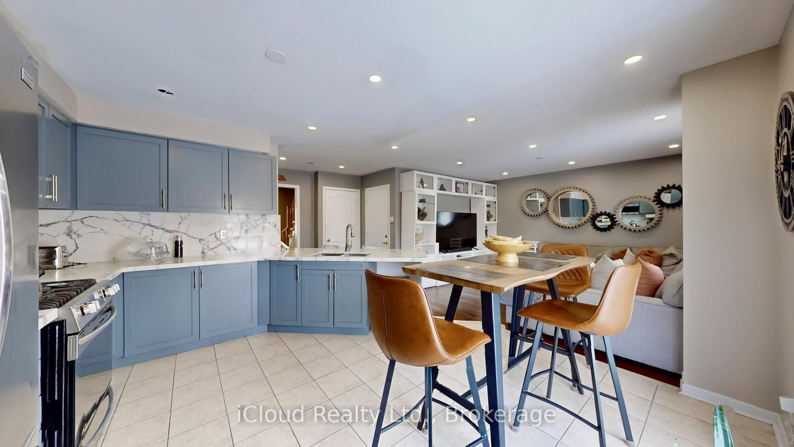 Semi-Detached House for sale at 52 Tianalee Crescent, Brampton, Ontario, L7A 2X2 - Fletcher's Meadow - MLS: W12908910