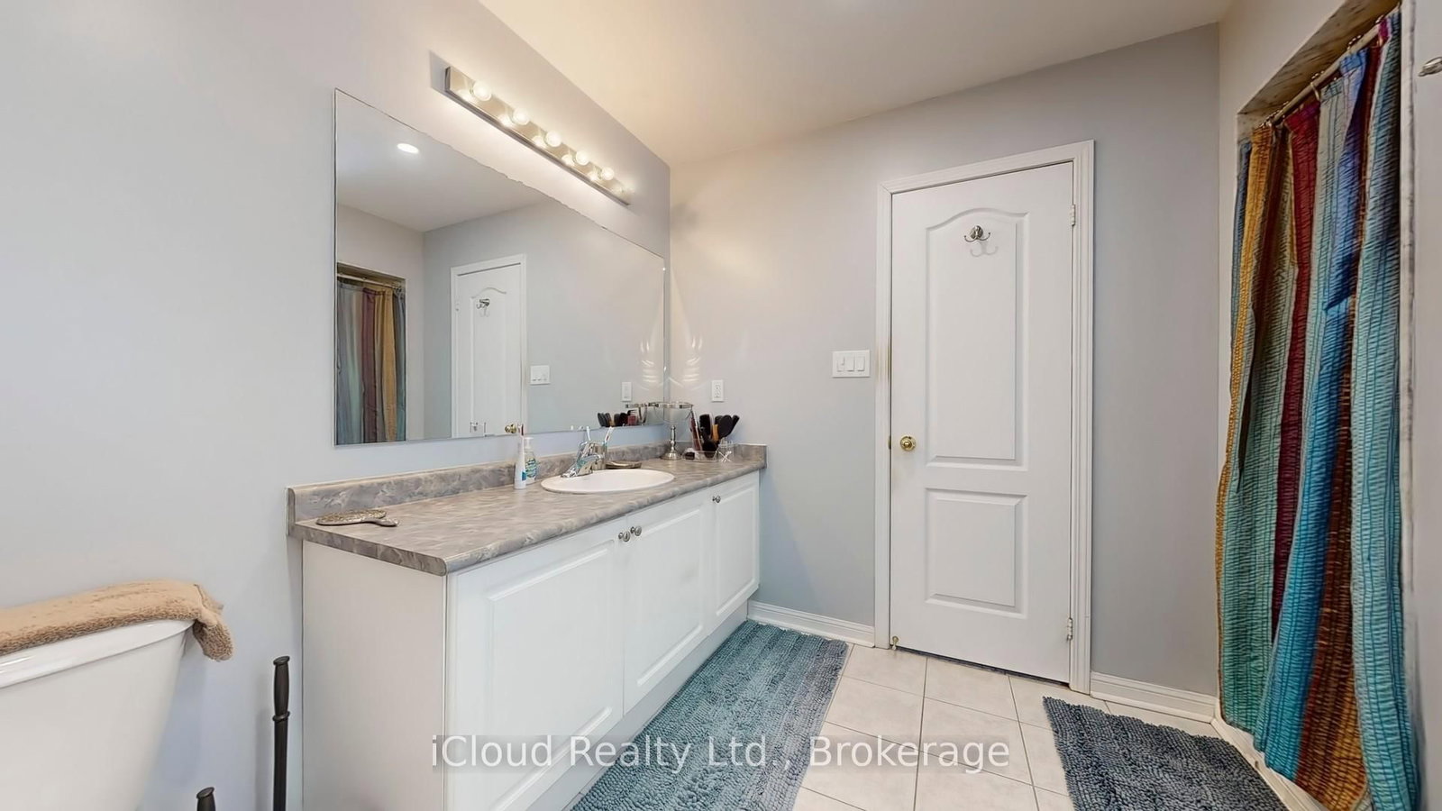 Semi-Detached House for sale at 52 Tianalee Crescent, Brampton, Ontario, L7A 2X2 - Fletcher's Meadow - MLS: W12908910