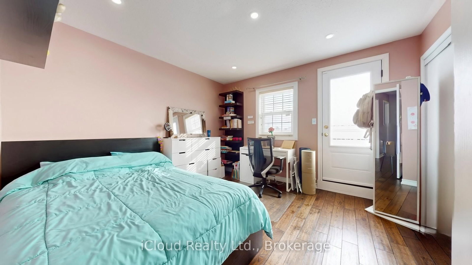 Semi-Detached House for sale at 52 Tianalee Crescent, Brampton, Ontario, L7A 2X2 - Fletcher's Meadow - MLS: W12908910