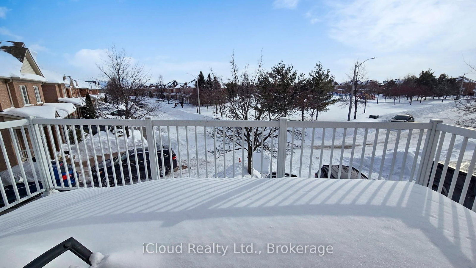 Semi-Detached House for sale at 52 Tianalee Crescent, Brampton, Ontario, L7A 2X2 - Fletcher's Meadow - MLS: W12908910