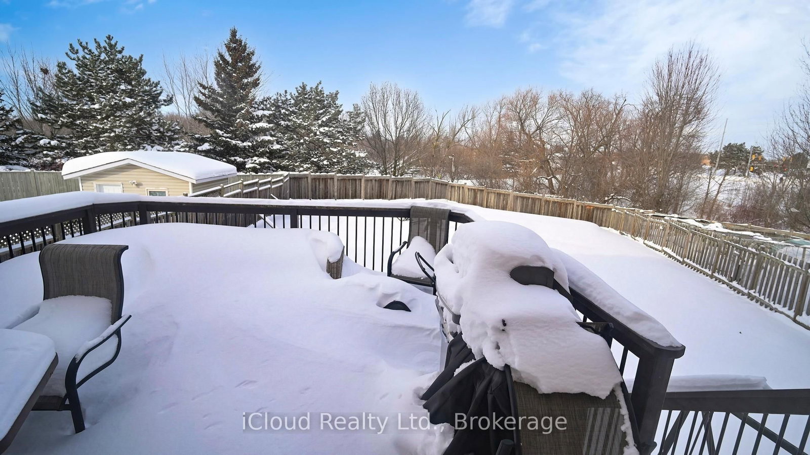 Semi-Detached House for sale at 52 Tianalee Crescent, Brampton, Ontario, L7A 2X2 - Fletcher's Meadow - MLS: W12908910